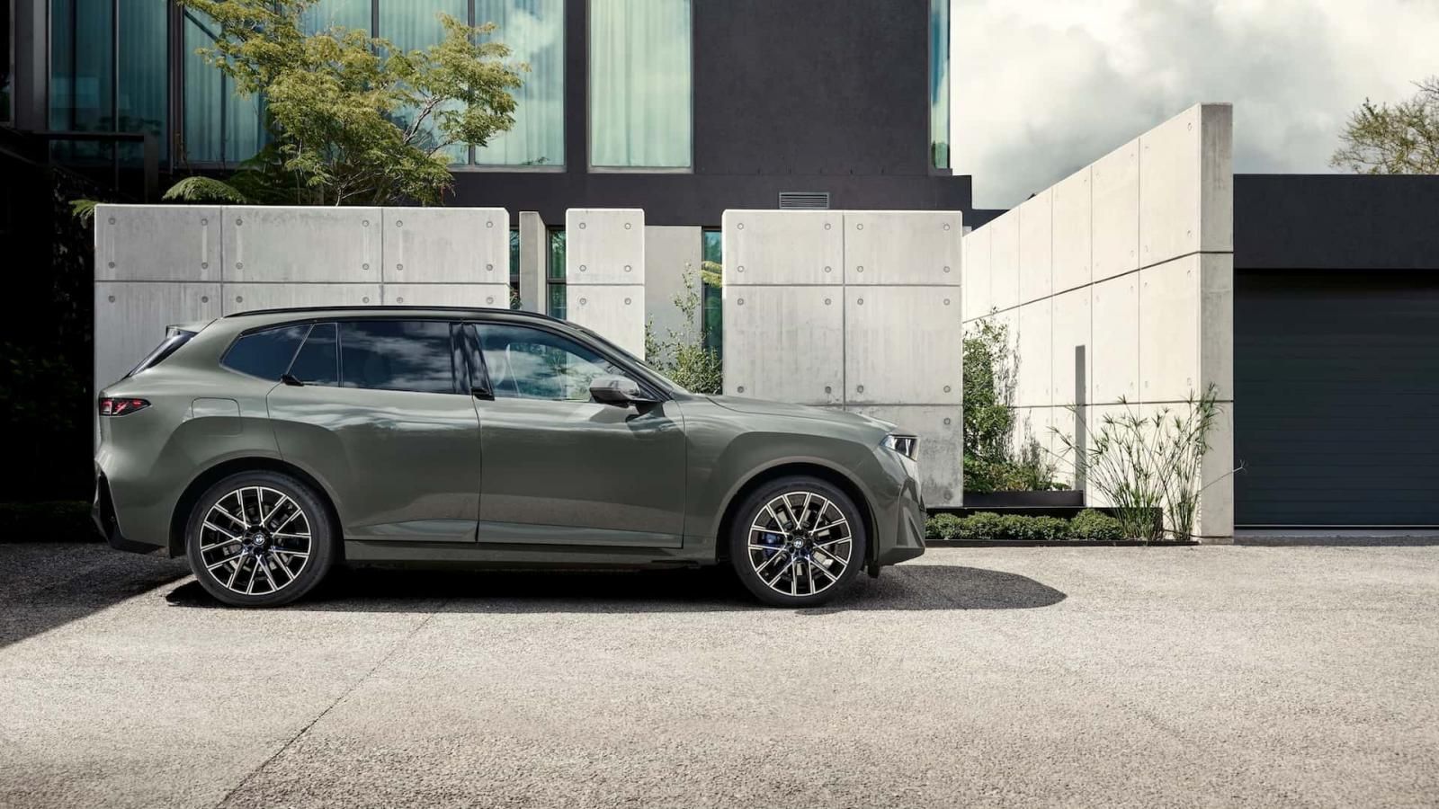 Νέα BMW X5: Με χειρολαβές πτερύγια και για πρώτη φορά και ηλεκτρική